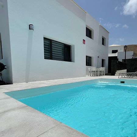 Villa Vulcano Uga Ngoại thất bức ảnh