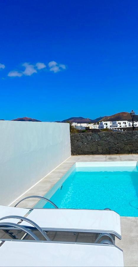 Villa Vulcano Uga Ngoại thất bức ảnh